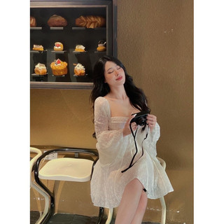 Đầm trắng ren hoa cúp ngực tay loe🎀