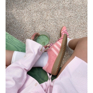 Giày sneaker 𝐁𝐞𝐫𝐦𝐮𝐝𝐚 𝐆𝐥𝐨𝐰 𝐏𝐢𝐧𝐤 🎀