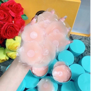 Hộp 10 miếng dán ty silicon kèm hộp