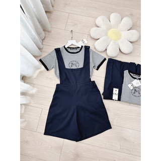 Set quần yếm phối áo thun kẻ