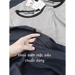 Set quần yếm phối áo thun kẻ
