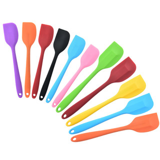 Dụng cụ làm bánh phới dẹt, spatula silicon đúc chịu nhiệt size 21cm 28cm