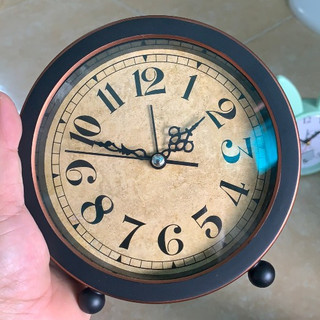 Đồng Hồ Báo Thức Có Hẹn Giờ Để Bàn