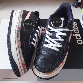 Giày AF1 đen cổ thấp, size 38, real 2hand