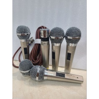 Micro karaoke có dây TOMAHAWK nhật bãi(giá 1cái)