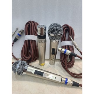 Micro karaoke có dây TOMAHAWK nhật bãi(giá 1cái)