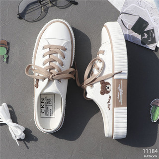 Giày lười nữ hình gấu chất liệu canvas 11183 - Tặng kèm cặp dây trắng