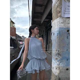 thelei váy đầm ngắn xoè cổ yếm khăn cuốn cổ voan xếp ly bầu bí xếp tầng hở lưng tiểu thư
