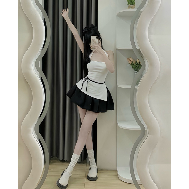 Sét Váy Nữ Kèm Hoa Gồm Áo Cổ Yếm Xẻ Dây Buộc Eo + Chân Váy Bí Phồng | BigBuy360 - bigbuy360.vn