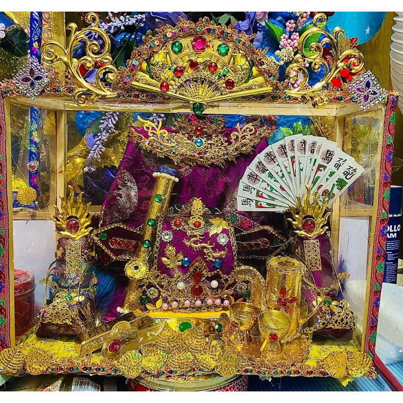 Tráp mã dâng Hoàng Bảy