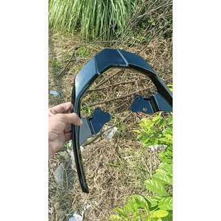 Cảng sau Sirius 110 spark đen bóng sơn tĩnh điện