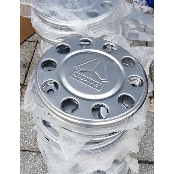 Nắp ốp la răng howo và howo A7 ( Inox và nhựa )