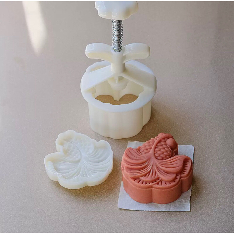 Khuôn trung thu 2025-150gr (cá vàng)