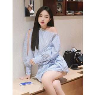 ĐẦM SƠMI LỆCH VAI KẾT HOA EO