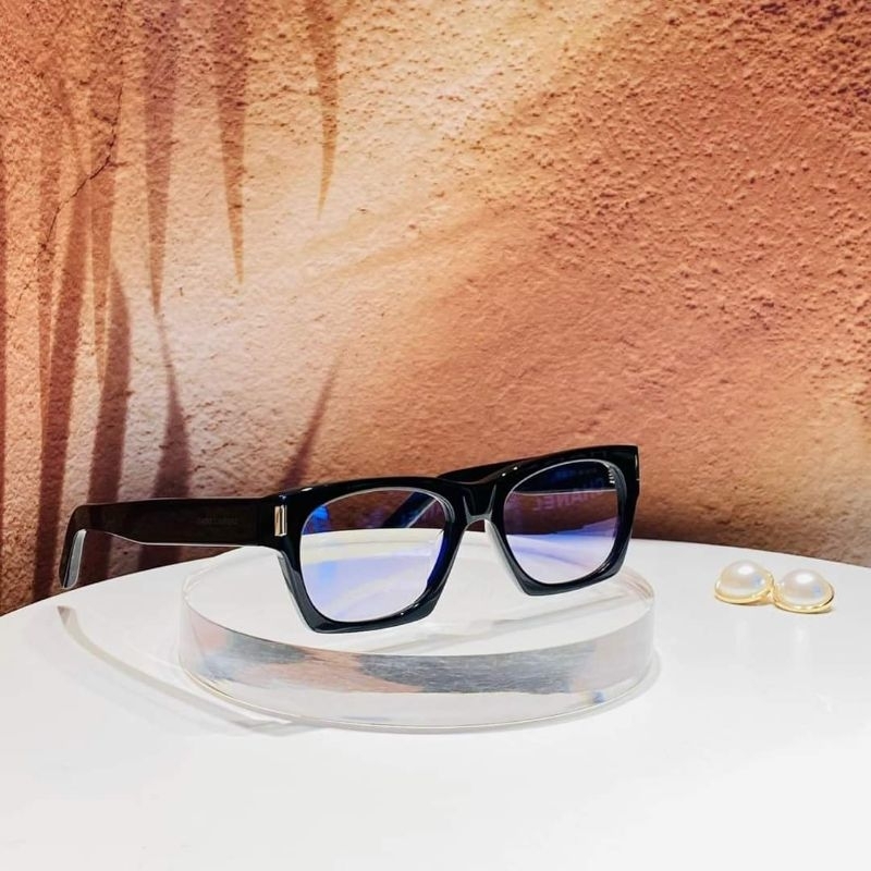 Mắt kính YSL Saint Laurent chính hãng