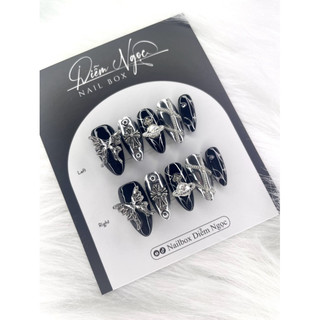 210 Nailbox thiết kế y2k trắng đen siêu ngầu