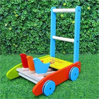 Xe gà tập đi bằng gỗ cho bé