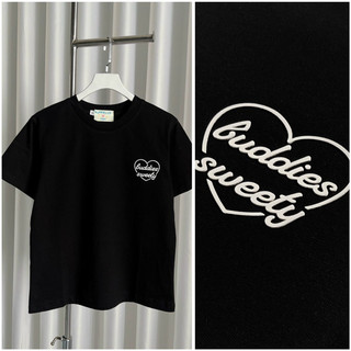 Áo thun Casey babytee basic in nổi cao thành Buddies Sweety No2