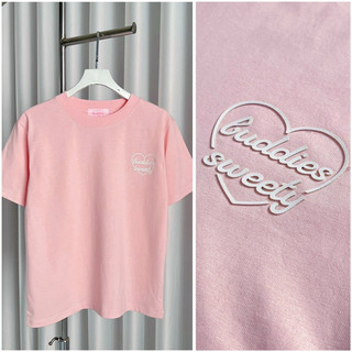 Áo thun Casey babytee basic in nổi cao thành Buddies Sweety No2