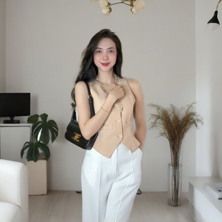 Áo gile nữ 2 túi cơi ,áo vest cổ tim sát nách phối nút cá tính