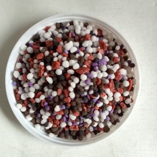 TÚI 1KG PHÂN BÓN 3 MÀU , Đầu Trâu Đen NPK 20-20-15 dùng cho tất cả các loại cây...