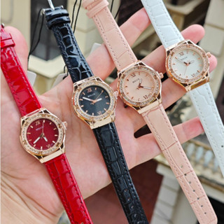 Đồng hồ thời trang nữ Bolun 996 viền đá , dây da mềm mại dành cho phái đẹp