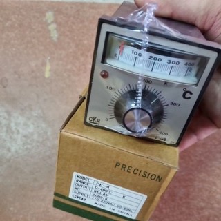 Đồng hồ điều khiển nhiệt độ ckr pf-4,dải nhiệt độ 0-400°c, điện áp sử dụng 110v hoặc 220v,kích thước mặt 72×72mm