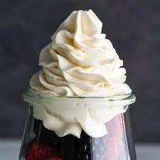 Kem sữa béo hộp 200-250ml (Whipping cream) - Kem tươi whipping làm bánh, pha chế