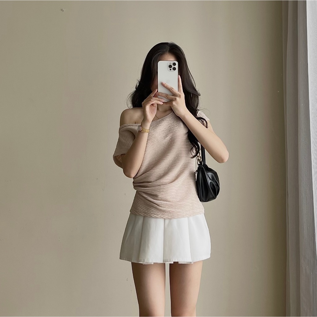 Áo thun lệch vai tay ngắn Beyo áo phông dáng vừa chất liệu xốp nhăn T006 | BigBuy360 - bigbuy360.vn