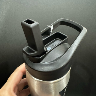 Bình nước giữ nhiệt Adidas 600ml