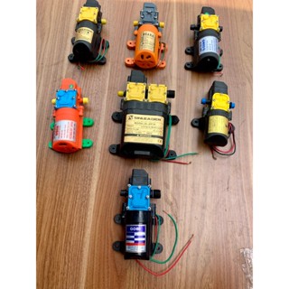 Máy bơm tăng áp mini 12V, Bơm áp lực tự ngắt khi khóa nước đầu ra dùng để phun sương, tưới lan, rửa xe...