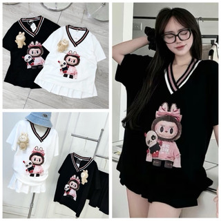 Set Váy Phối Viền In hình Laboboo Cá Tính 🌸 Áo Cổ V Nữ Phối chân váy xếp Ly Phong cách Ulzzang🌸