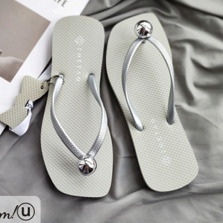 Dép Kẹp Nữ Xỏ Ngón Mũi Vuông Hàng Hộp Đính Charm Trân Châu Trắng - Dép Tông Đính Charm Thời Trang