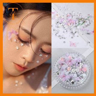 Đá makeup đá dính mặt trang điểm mắt