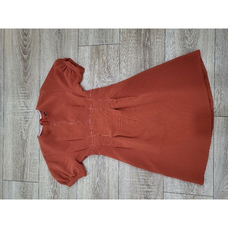 Thanh lý váy Edini, size S