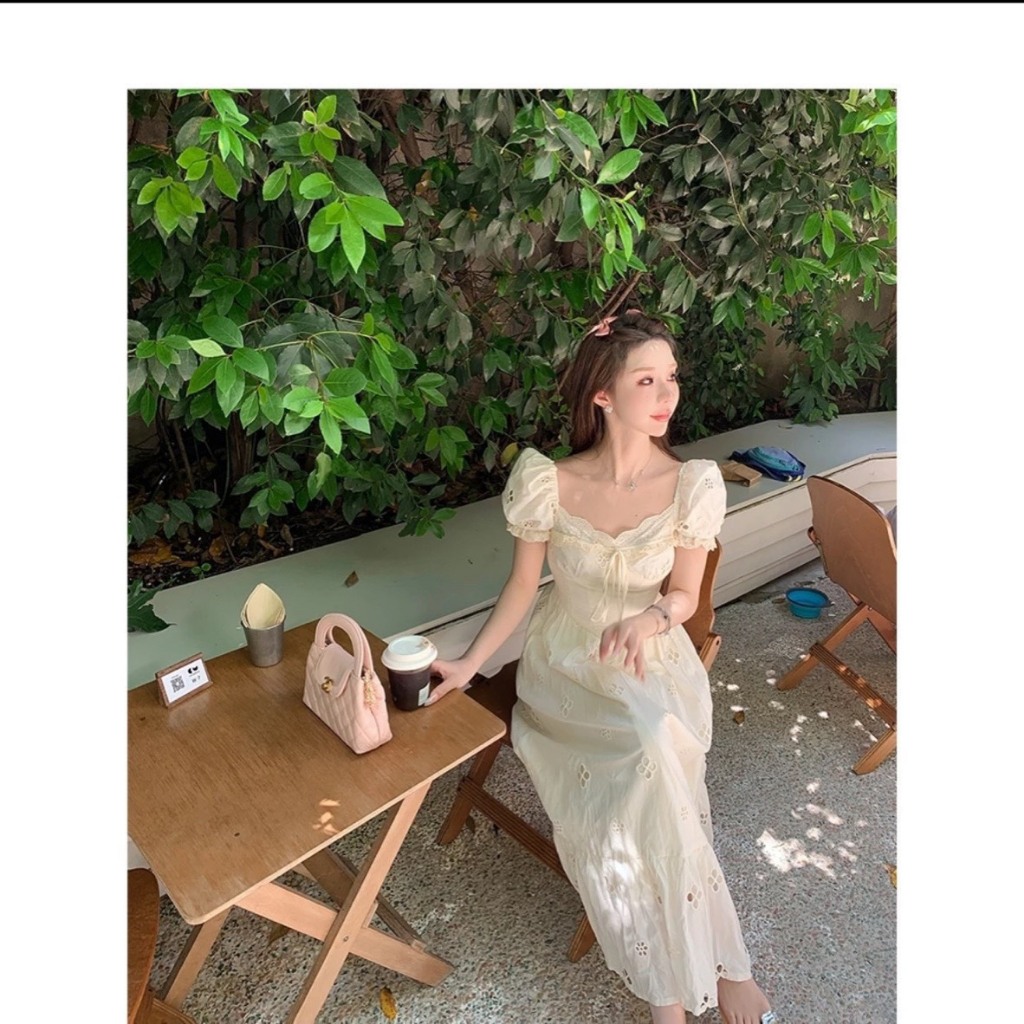 ĐẦM XÔ THÊU HOA TRẮNG NỔI VIỀN REN NGỰC 3 NƠ TUTA DRESS | BigBuy360 - bigbuy360.vn