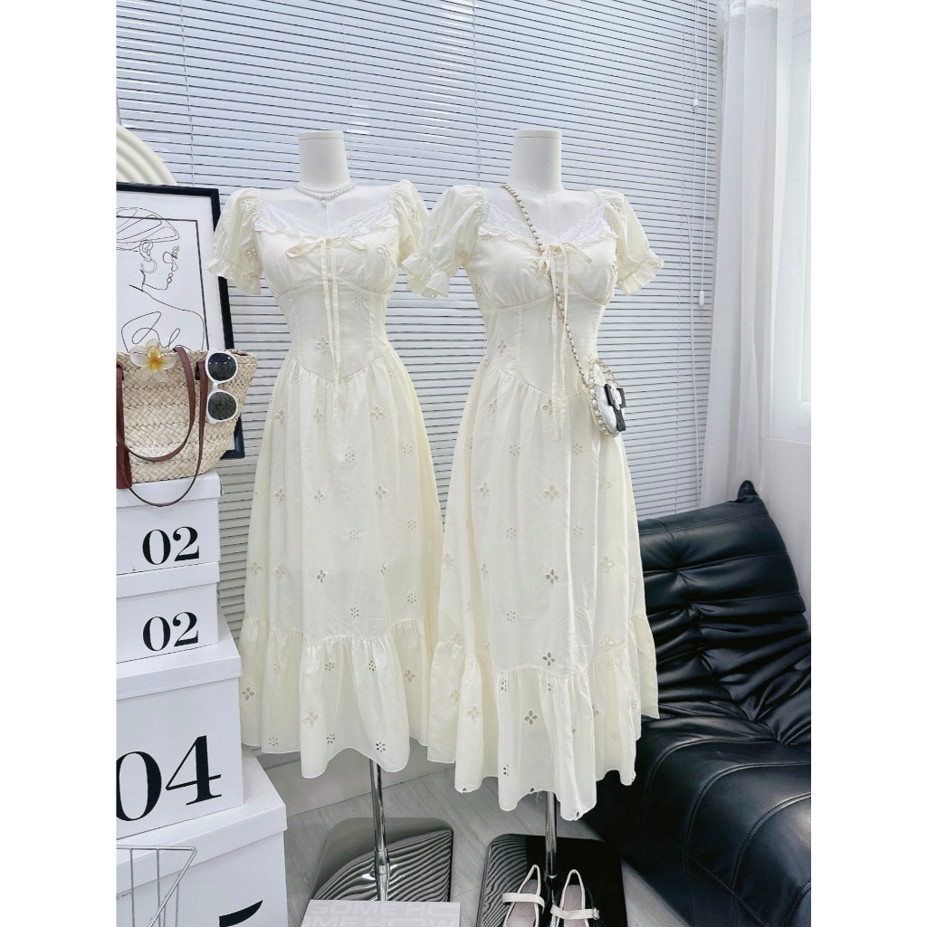 ĐẦM XÔ THÊU HOA TRẮNG NỔI VIỀN REN NGỰC 3 NƠ TUTA DRESS | BigBuy360 - bigbuy360.vn