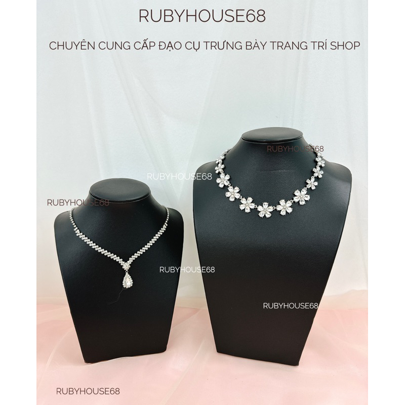 Cổ da PU đen treo dây chuyền trang trí shop Rubyhouse68