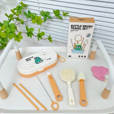 Hộp cọ rửa bình sữa silicon gấp gọn KidsWorld tiện lợi khi mang theo 6in1 với 6 chức năng dùng cho mọi loại bình