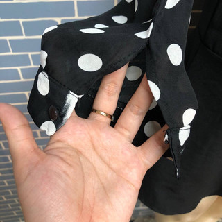 đầm xoè đen chấm bi 2hand