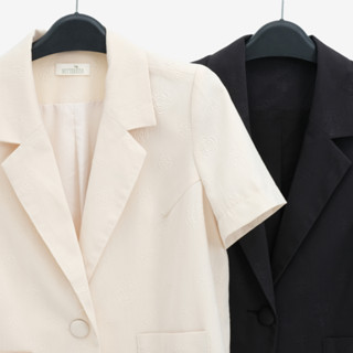Camellia Blazer - Áo Blazer cộc tay vải hoa nổi Betterista