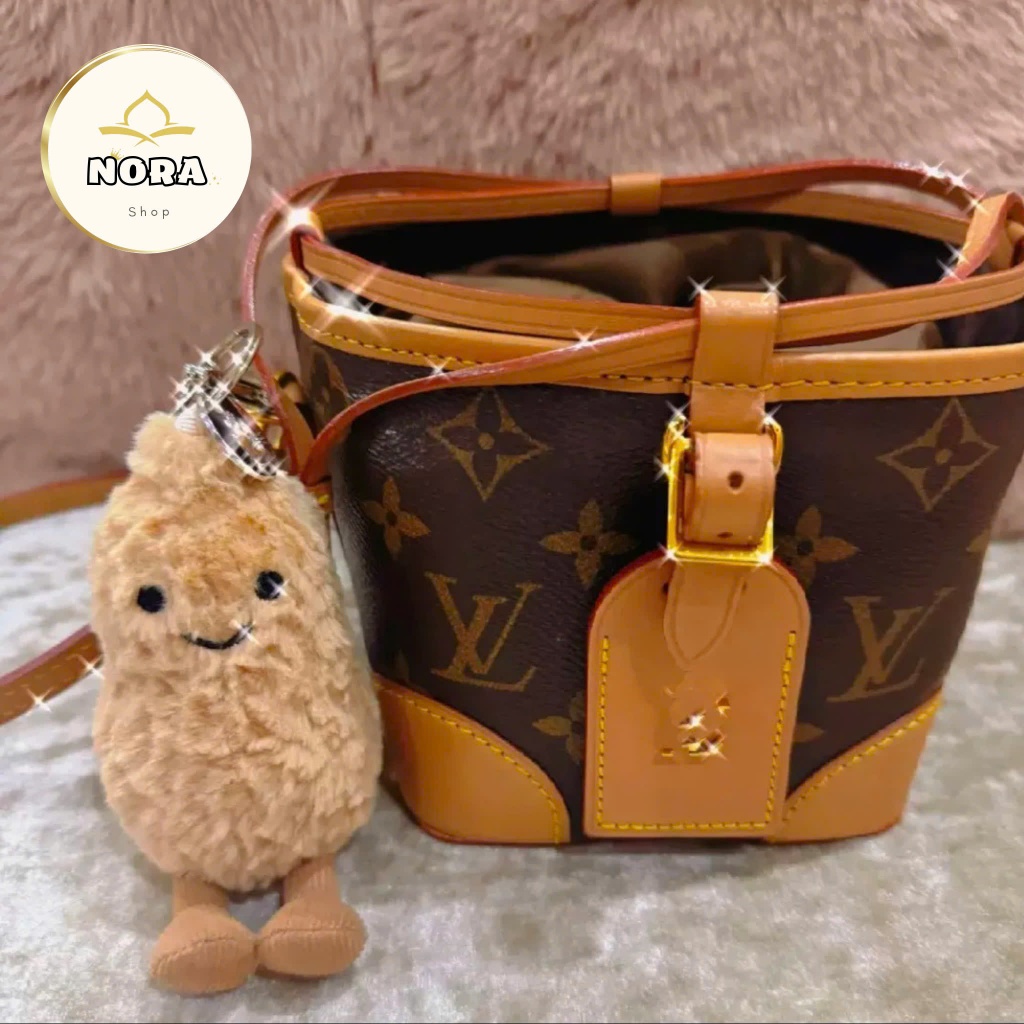 (Hàng Dư) JELLYCAT Amuseables Peanut Bag Charm - Móc Khoá JELLYCAT Đậu Phộng Full Tag Sườn Tặng Túi 