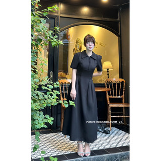 Đầm xoè dáng dài cổ sen phối nút bọc tiểu thư thanh lịch