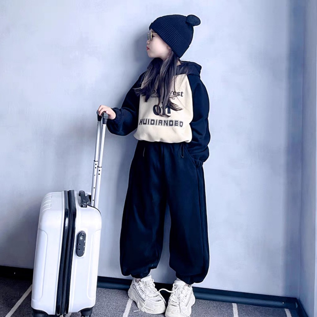  Bộ đồ nỉ gồm Quần và Áo in số 1981 phong cách cool ngầu cho bé Gái Set chất nỉ tàu size 9-55kg 