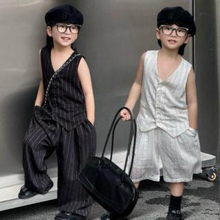 BABYBUYVIP-(BỘ FOM NHỎ CẦN TĂNG SZ ) Bộ vest gile kẻ trắng và đen cho bé trai và bé gái quần ngắn và dài phối áo gile rấ
