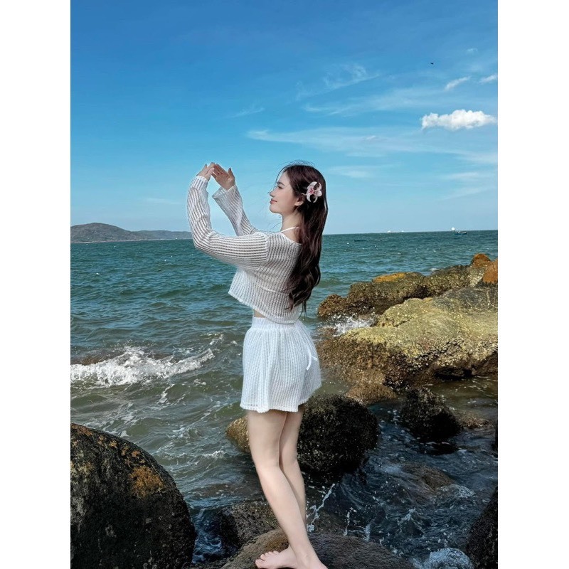 BIKINI, ĐỒ BƠI đi biển thời trang,3 chi tiết áo bra có mút quần short kèm áo KHOÁC REN LỖ tay dài chuẩn hình HÀ BiKiNi | BigBuy360 - bigbuy360.vn