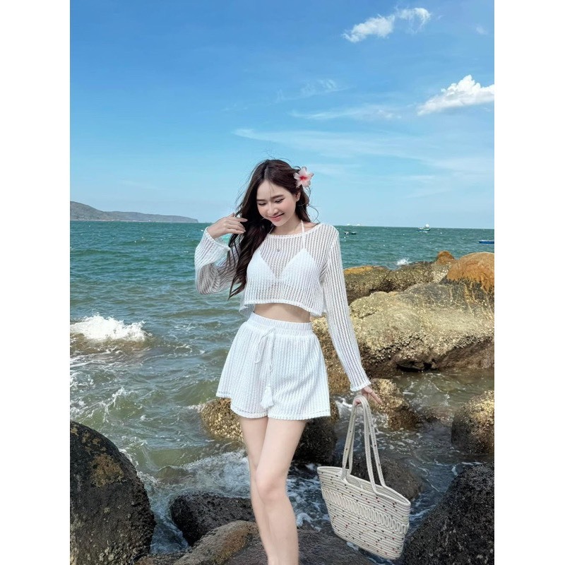 BIKINI, ĐỒ BƠI đi biển thời trang,3 chi tiết áo bra có mút quần short kèm áo KHOÁC REN LỖ tay dài chuẩn hình HÀ BiKiNi | BigBuy360 - bigbuy360.vn
