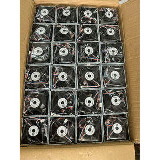 Quạt tủ lạnh Hitachi 3 dây 9cm*9cm