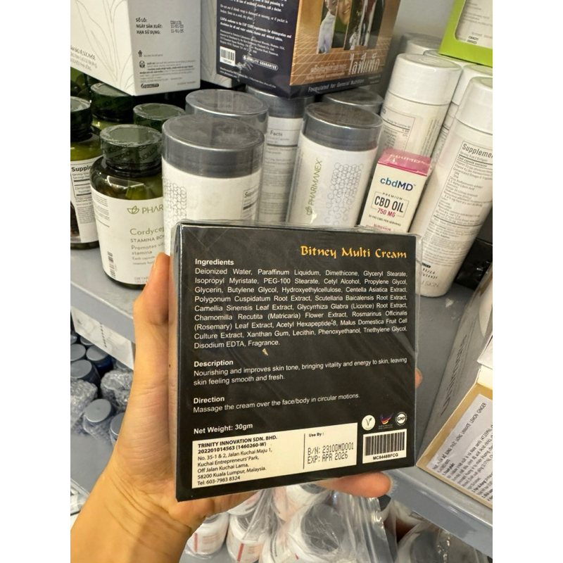 kem Bitney multi cream giúp chăm sóc da toàn diện và trẻ hóa da.