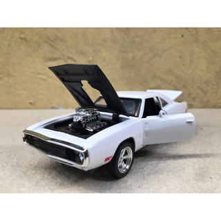 Mô hình xe ô tô cổ Dodge 1970  1:32